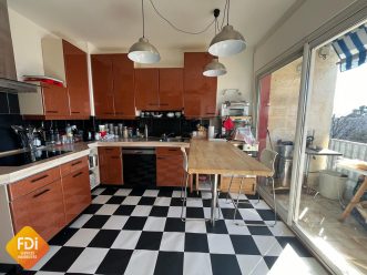 property v1320091356 1