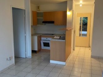 property v1360090851 1