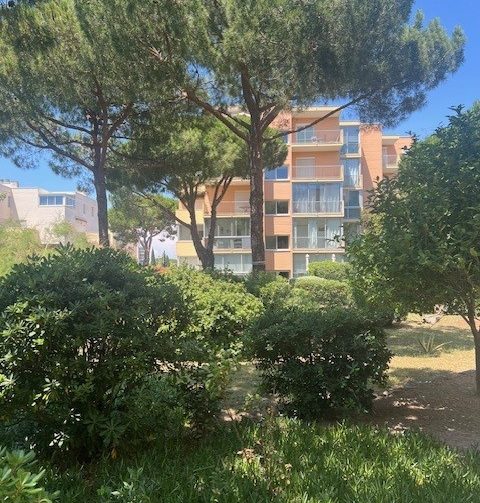 property v40089000 0