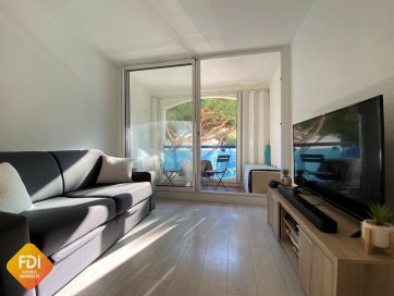 property v890071631 0
