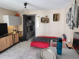 property v1360092356 2