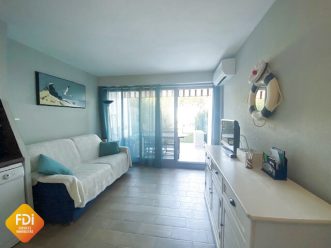 property v40092165 3