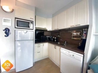 property v40092165 4