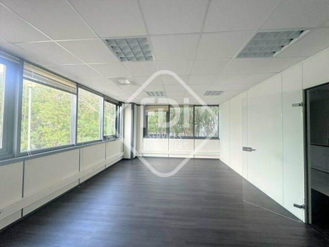 property 34.0079 0