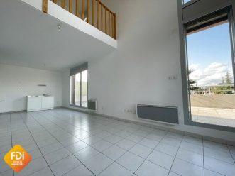 property v1290089922 3