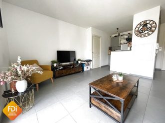 property v1290091792 1