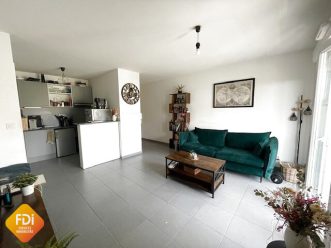 property v1290091792 2