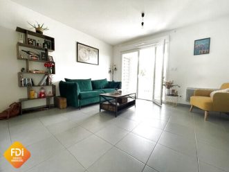 property v1290091792 3