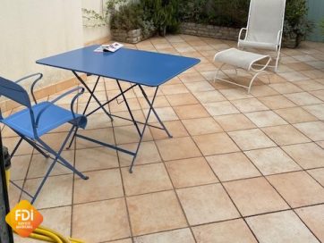 property v1360089016 0