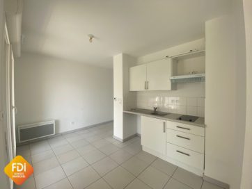 property v270093120 0