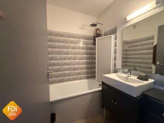 property v40093381 2