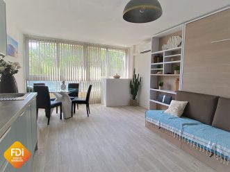 property v710019614 1