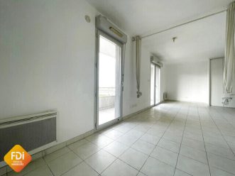 property v1290089793 2