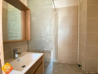 property v1360093438 4