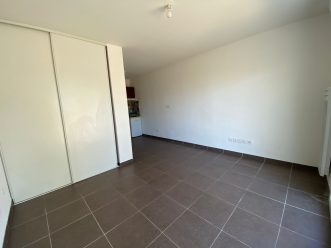property v1310087462 3