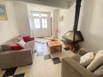 property v1310088654 3