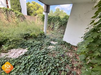 property v1310094325 1