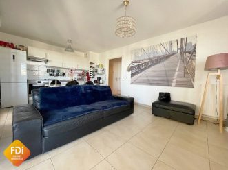 property v1310094907 2