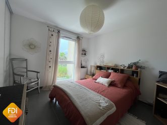 property v1320064999 3