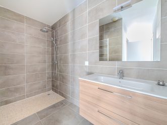property v1320094352 4