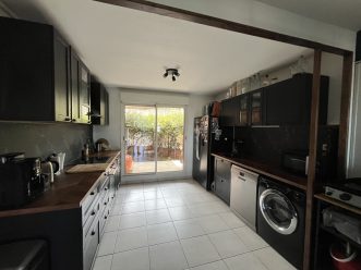 property v1320095512 2