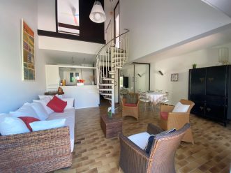 property v1360089016 1
