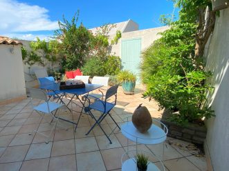 property v1360089016 2