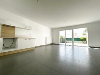 property v1360093369 1