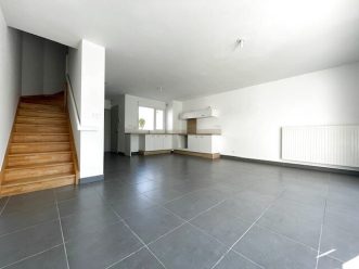 property v1360093369 3