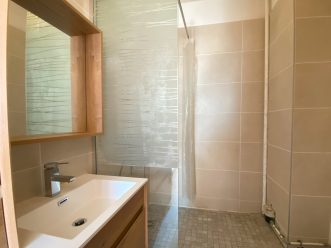 property v1360093438 4