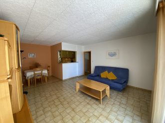 property v1390094957 2