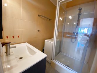 property v40091549 4