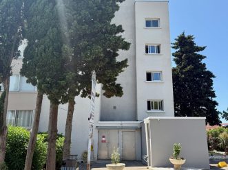 property v40092972 1