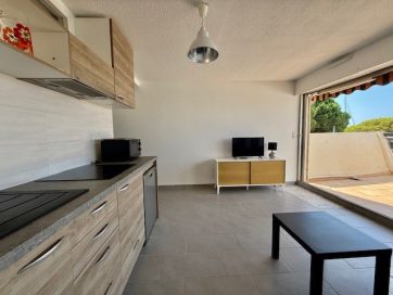 property v40095333 0