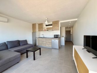 property v40095333 1