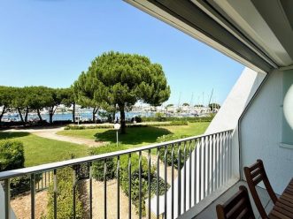 property v40095335 3