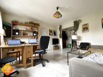property v880080783 1