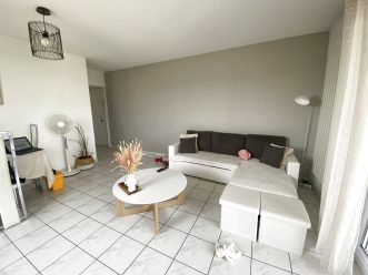 property v880092527 1