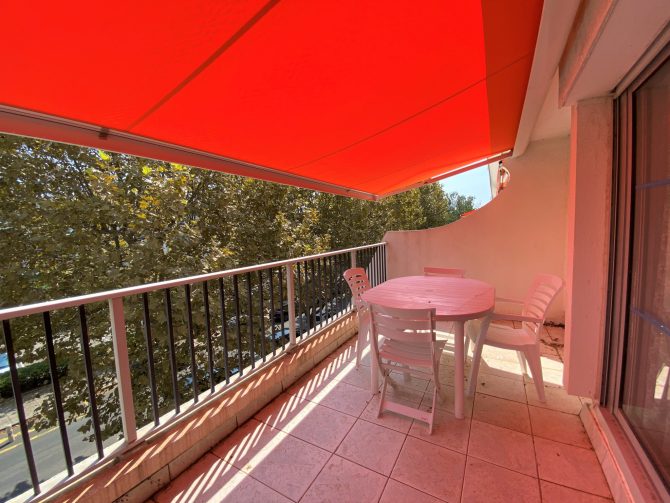 property v890087215 0