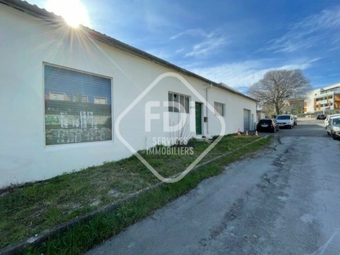 property 34.0383 0