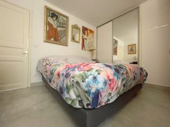 property v1290091846 4