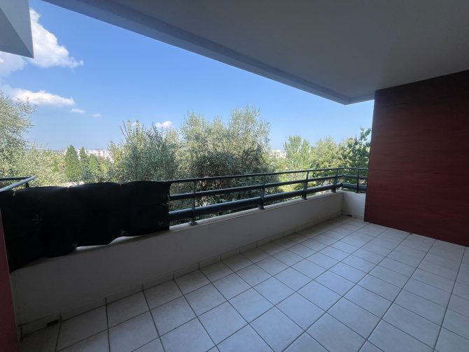 property v1320095650 0