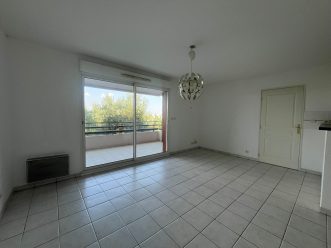 property v1320095650 1