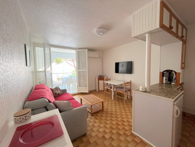 property v1390095239 0