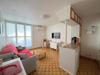 property v1390095239 1