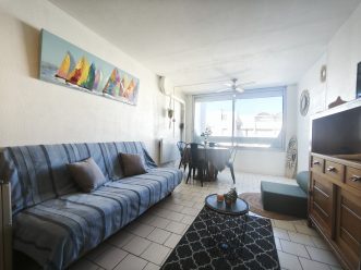 property v1400095627 1