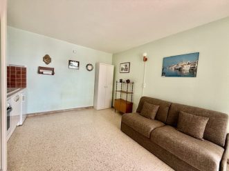 property v40089000 1