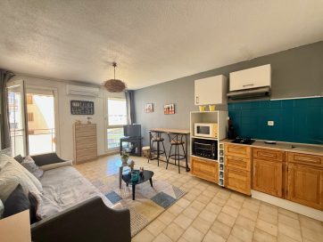 property v40093381 0