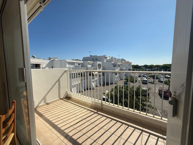 property v40094324 0