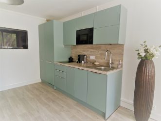 property v710019614 2